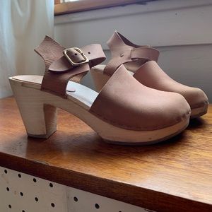 BRYR Emma Closed Toe High Heel in Clay (38)